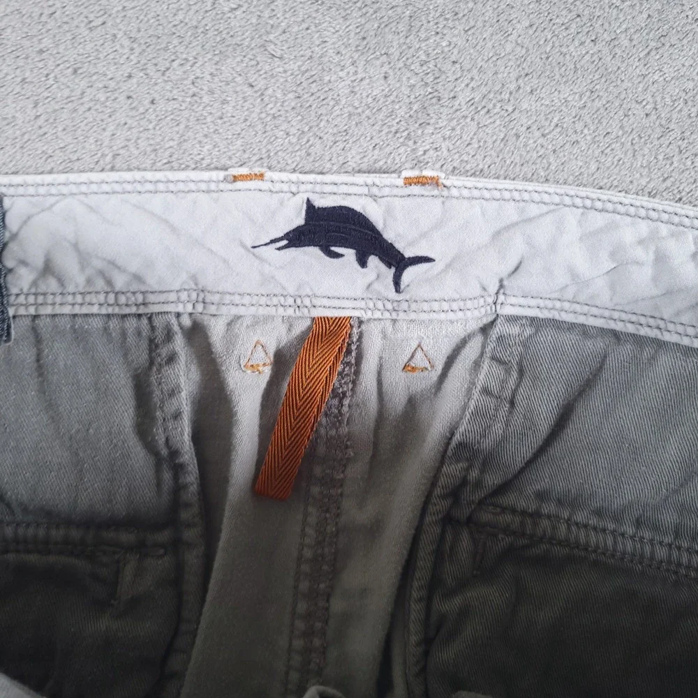 Tommy Bahama Cargo Shorts Mens 34 Gray Cotton Casual Utility‎ Summer Hiking